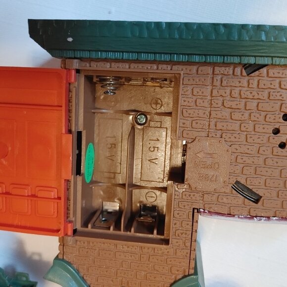 2008 New Bright The Holiday Express Animated Train Set No. 178 - Picture 5 of 15